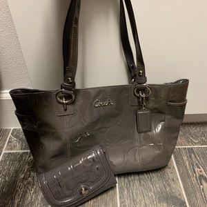 Coach bag with matching wallet!